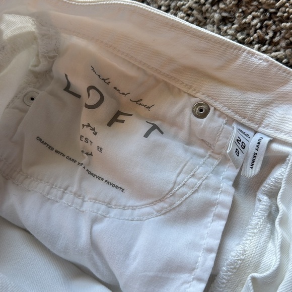 LOFT Women's White Ankle Jeans with Frayed Hem Jeans - Picture 9 of 13